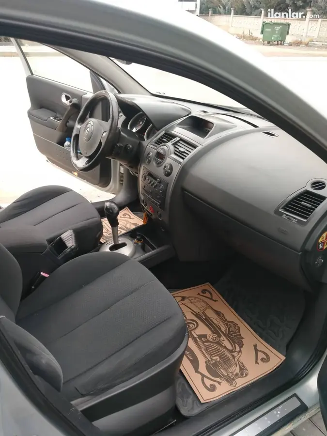 2004 Renault Megane 1.6 benzin & LPG otomatik otomobil - Fotoğraf 1