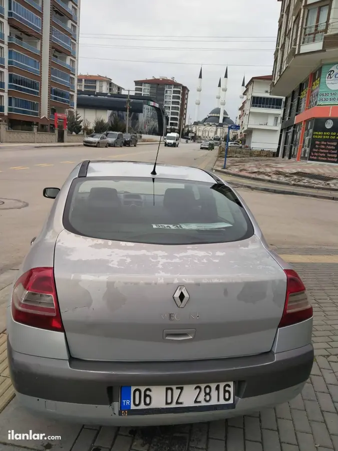 2004 Renault Megane 1.6 benzin & LPG otomatik otomobil - Fotoğraf 3