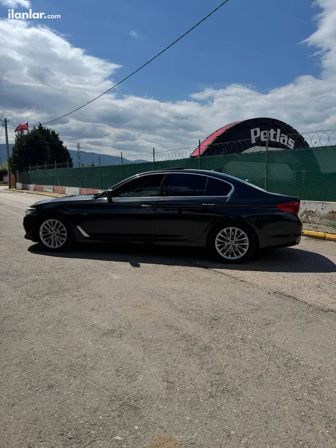 2017 BMW 5 Serisi 520i benzinli otomatik otomobil - Fotoğraf 1