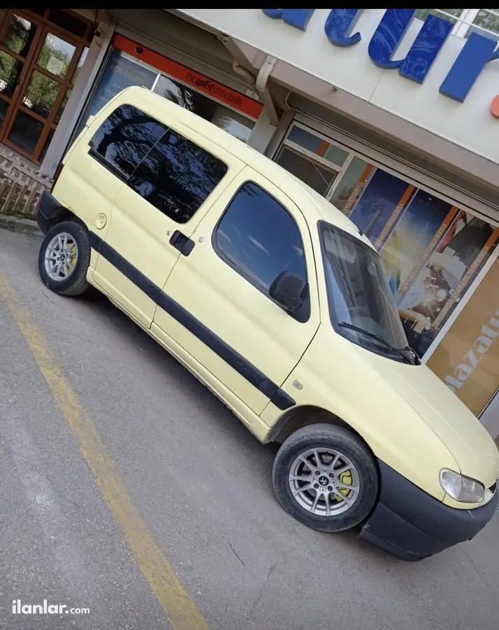 2000 Peugeot Partner 1.9 D dizel manuel minivan & Panelvan - Fotoğraf 1