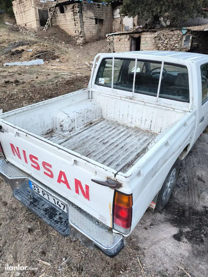 1997 Kamyon & Kamyonet Nissan SkyStar dizel manuel ticari Araçlar - Fotoğraf 3