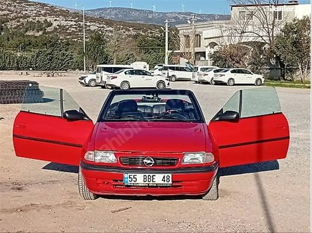 1995 Opel Astra 2.0 benzin & LPG manuel otomobil - Fotoğraf 1