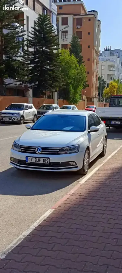 2015 Volkswagen Jetta 1.4 TSi benzinli manuel otomobil - Fotoğraf 1