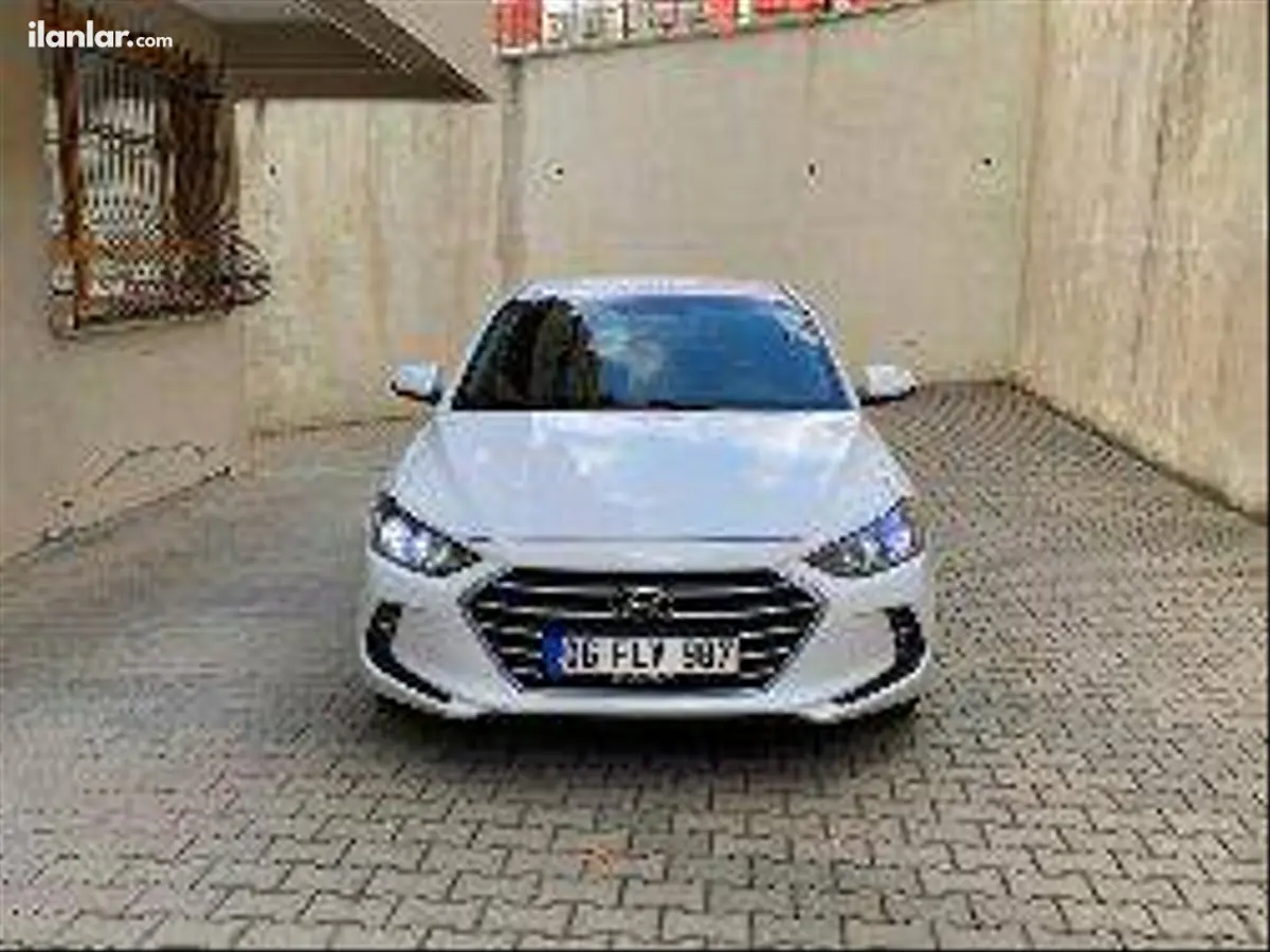 2018 Hyundai Elantra 1.6 D-CVVT benzinli otomatik otomobil - Fotoğraf 1