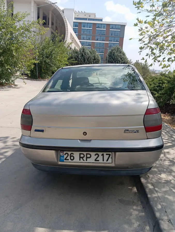 2000 Fiat Siena 1.4 EL benzinli manuel otomobil - Fotoğraf 2