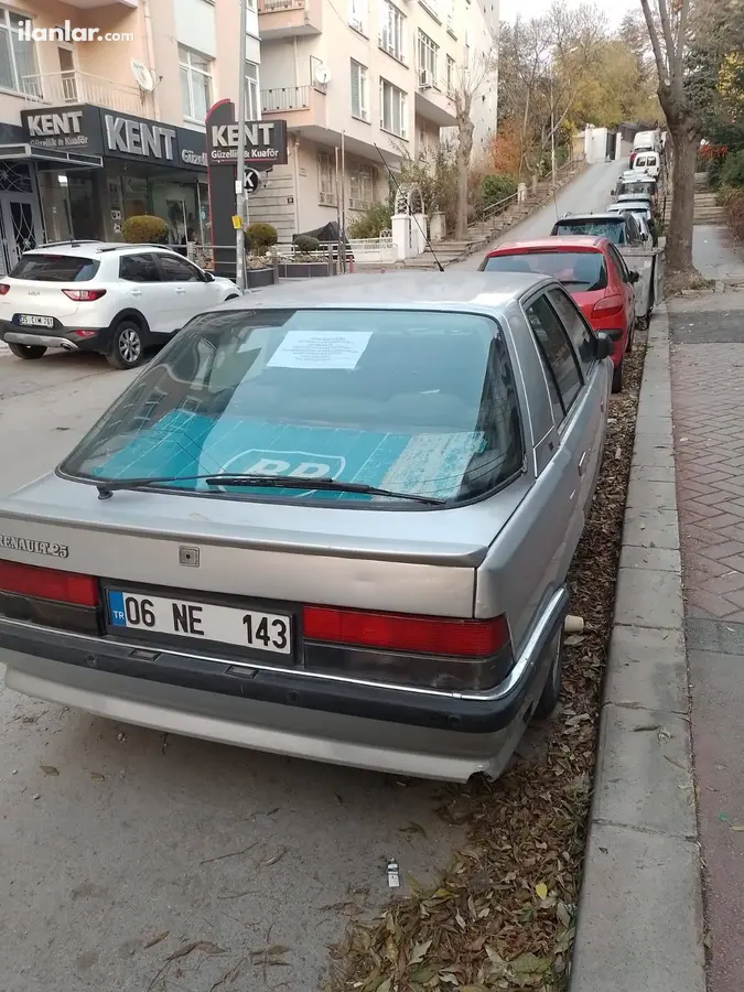 1991 Renault R 25 2.2 benzinli manuel otomobil - Fotoğraf 1