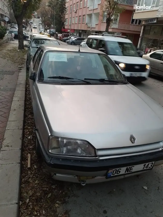 1991 Renault R 25 2.2 benzinli manuel otomobil - Fotoğraf 2