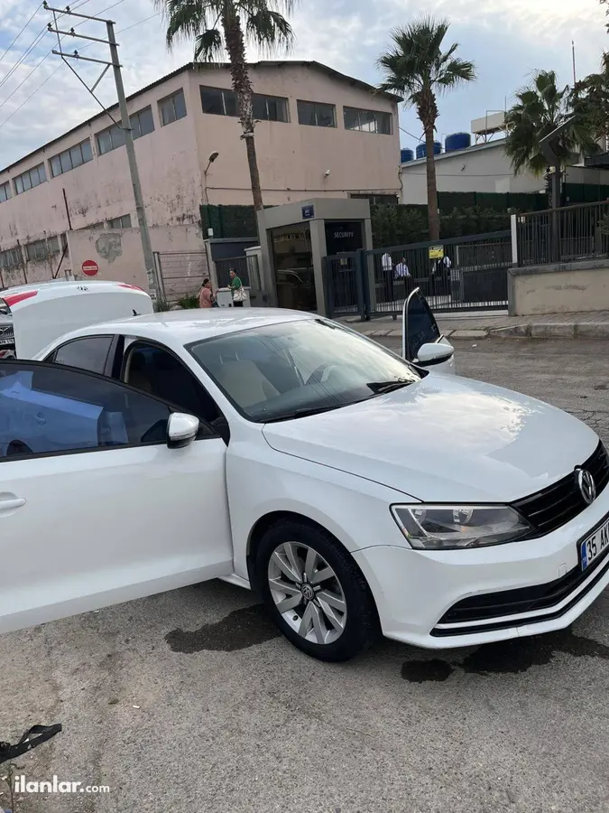 2015 Volkswagen Jetta 1.2 TSi BlueMotion benzinli manuel otomobil - Fotoğraf 3