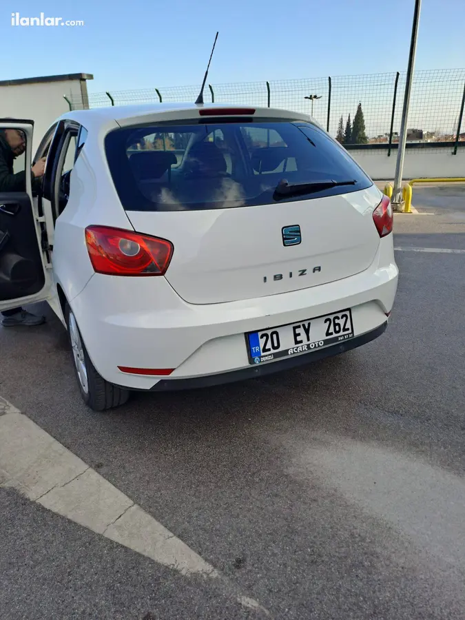 2015 Seat Ibiza 1.4 benzin & LPG manuel otomobil - Fotoğraf 3