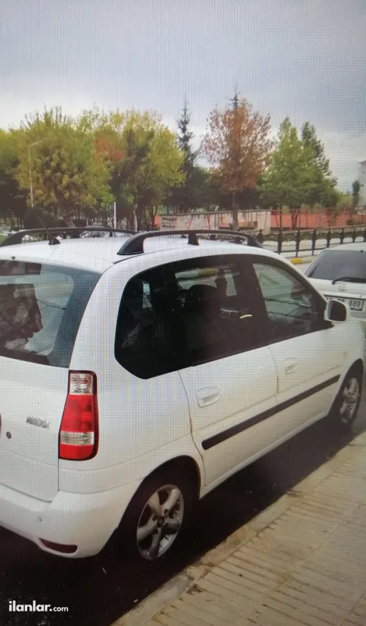 2010 Hyundai Matrix 1.6 benzinli manuel otomobil - Fotoğraf 3
