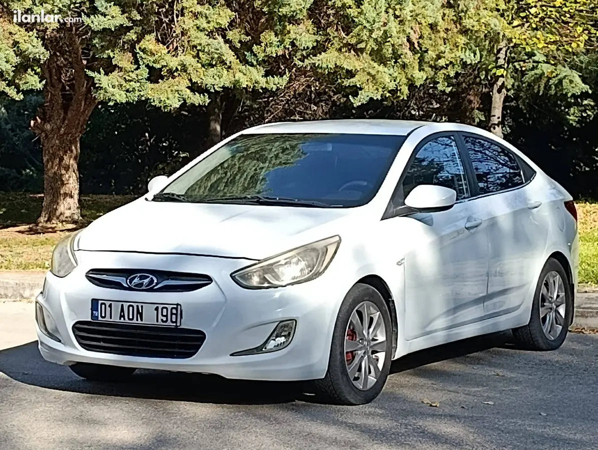 2015 Hyundai Accent Blue 1.4 CVVT benzinli manuel otomobil - Fotoğraf 2