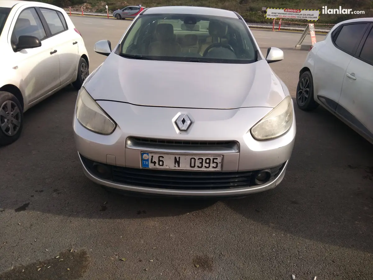 2010 Renault Fluence 1.6 benzin & LPG manuel otomobil - Fotoğraf 1