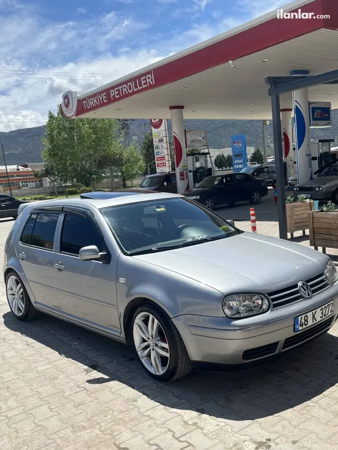 2004 Volkswagen Golf 1.6 benzinli manuel otomobil - Fotoğraf 1