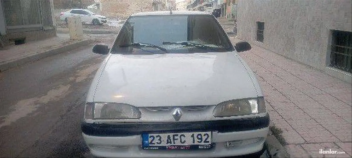 1998 Renault R 19 1.6 Europa benzinli manuel otomobil - Fotoğraf 1