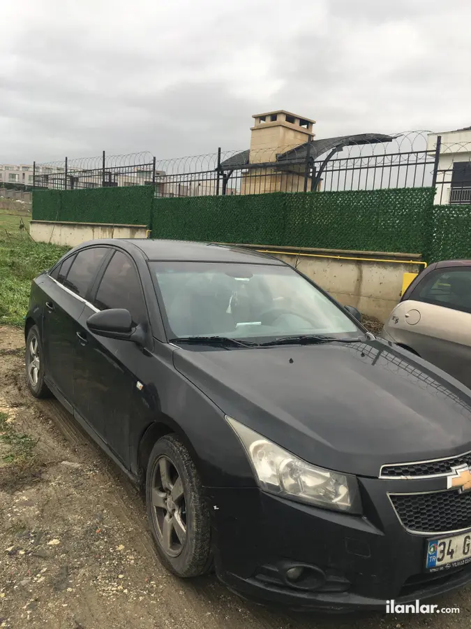 2010 Chevrolet Cruze 1.6 benzinli manuel otomobil - Fotoğraf 3