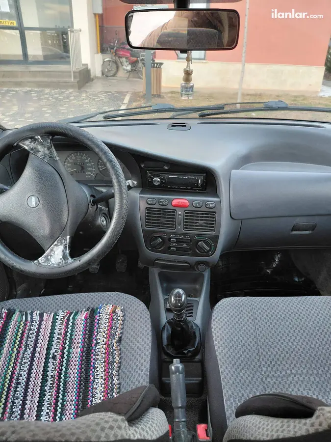 2002 Fiat Siena 1.4 EL benzinli manuel otomobil - Fotoğraf 1