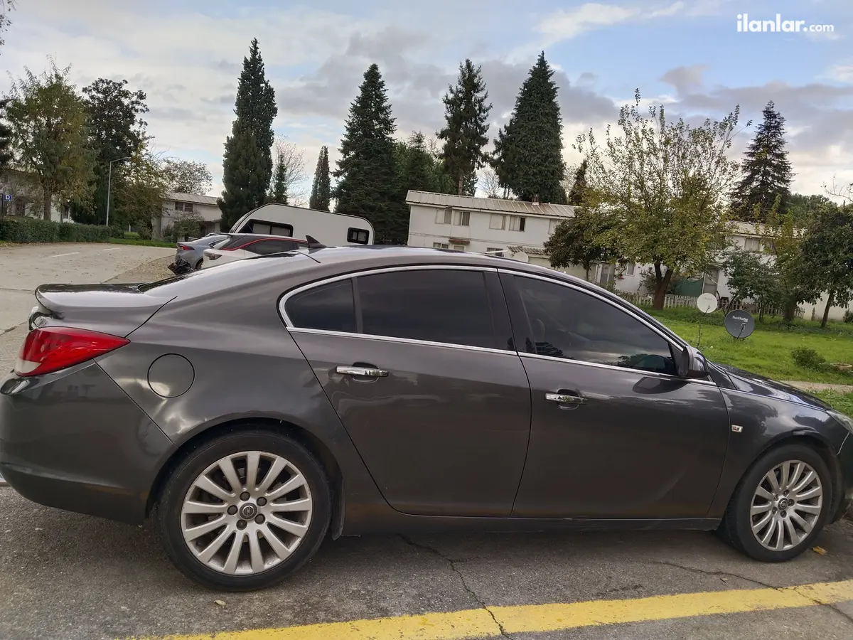 2012 Opel Insignia 2.0 T benzinli otomatik otomobil - Fotoğraf 1