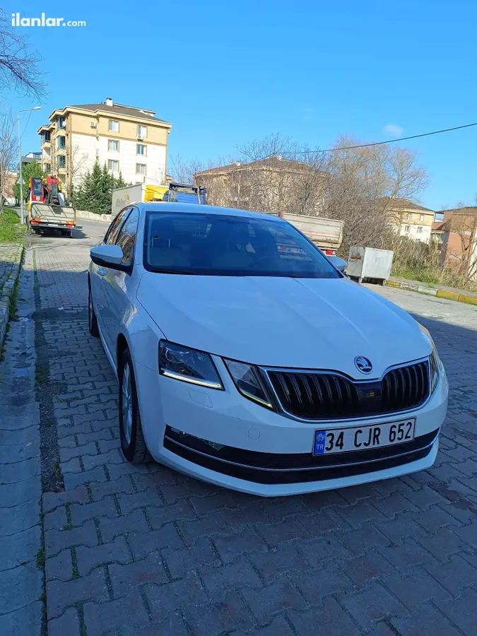 2019 Skoda Octavia 1.6 TDI dizel yarı Otomatik otomobil - Fotoğraf 1
