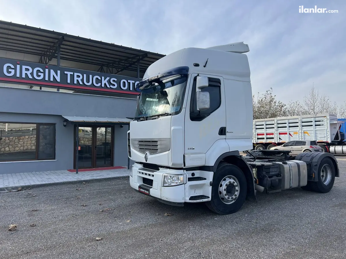 2009 Çekici Renault Premium dizel manuel ticari Araçlar - Fotoğraf 1
