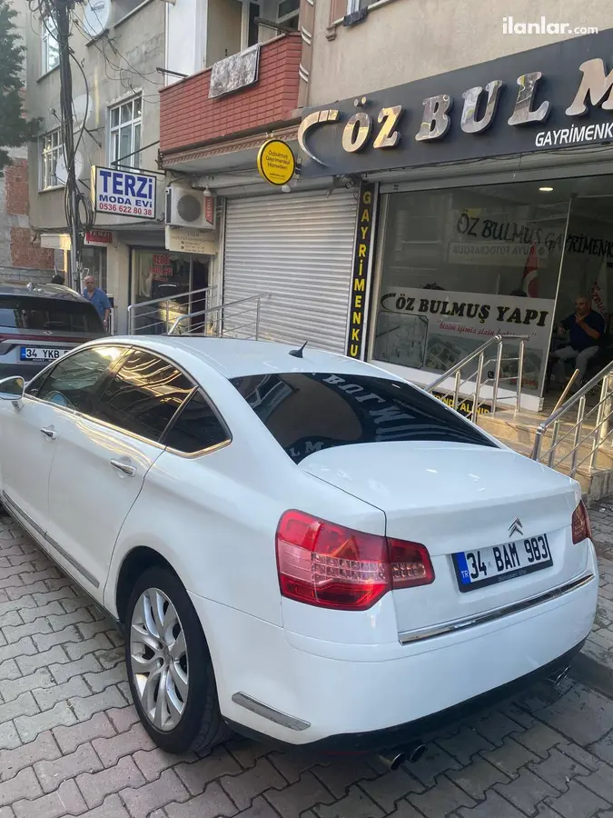 2011 Citroen C5 2.0 HDi dizel otomatik otomobil - Fotoğraf 1
