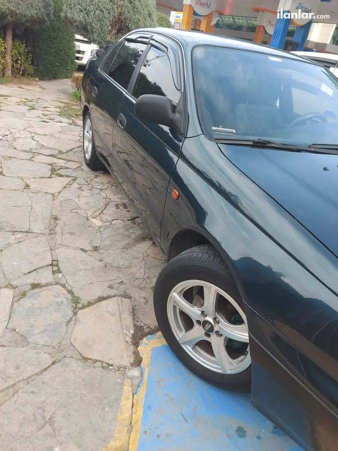 1997 Toyota Carina 2.0 benzinli manuel otomobil - Fotoğraf 3