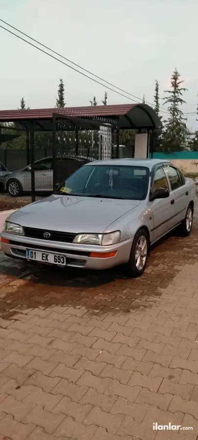 1998 Toyota Corolla 1.6 benzin & LPG manuel otomobil - Fotoğraf 1