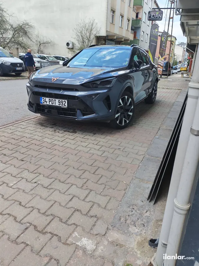 2024 Cupra Formentor 1.5 TSI benzinli otomatik arazi, SUV, Pick-up - Fotoğraf 1