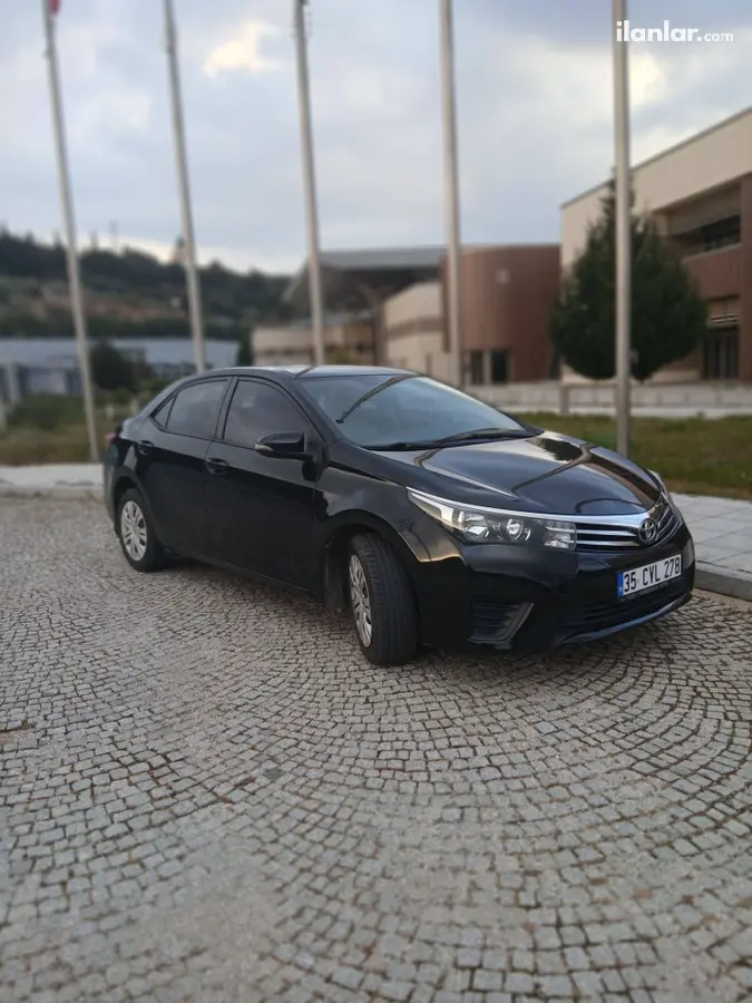 2014 Toyota Corolla 1.33 benzinli manuel otomobil - Fotoğraf 1