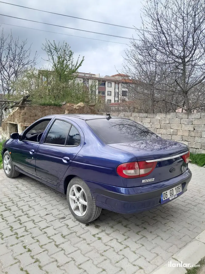 2001 Renault Megane 1.6 lPG manuel otomobil - Fotoğraf 3
