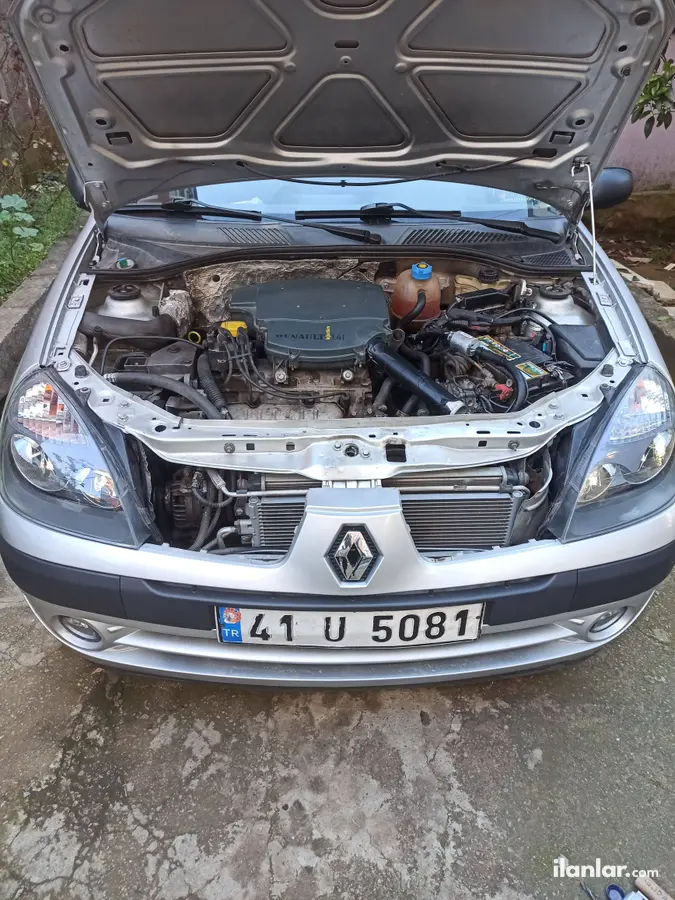 2006 Renault Clio 1.4 benzinli manuel otomobil - Fotoğraf 1