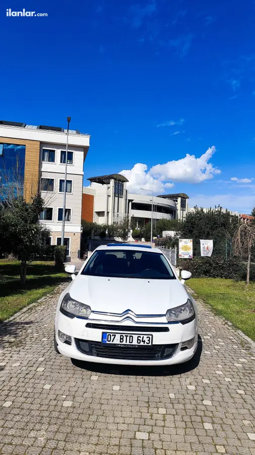 2013 Citroen C5 1.6 e-HDi dizel yarı Otomatik otomobil - Fotoğraf 2