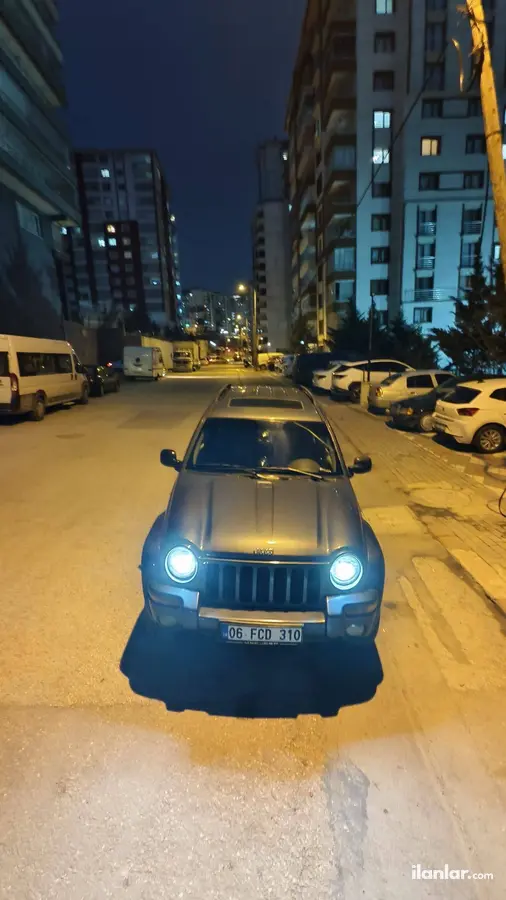 2002 Jeep Cherokee 3.7 benzinli otomatik arazi, SUV, Pick-up - Fotoğraf 3