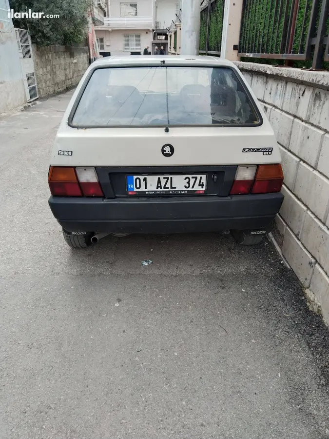 1994 Skoda Favorit 1.3 diğer manuel otomobil - Fotoğraf 2