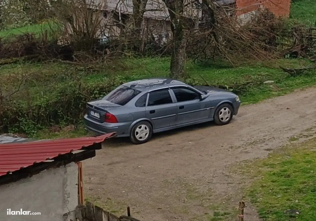 2001 Opel Vectra 1.6 benzin & LPG manuel otomobil - Fotoğraf 1