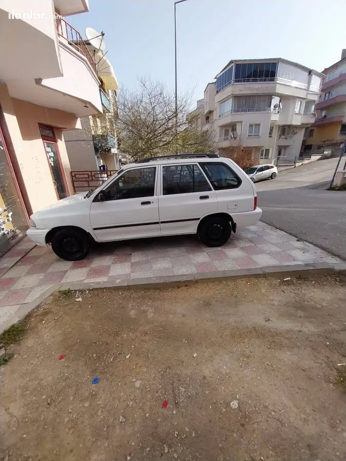 2001 Kia Pride 1.3 benzin & LPG manuel otomobil - Fotoğraf 1