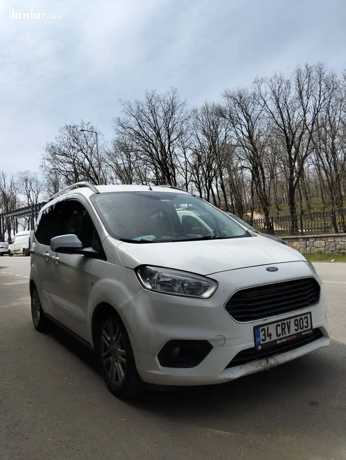 2020 Ford Tourneo Courier 1.5 TDCi dizel manuel minivan & Panelvan - Fotoğraf 1