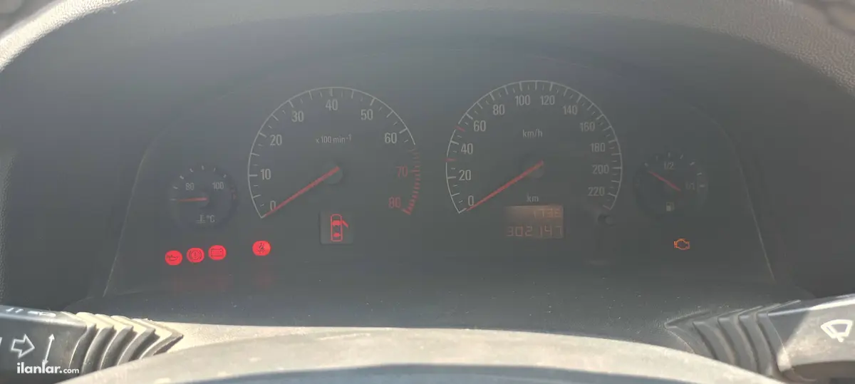 2003 Opel Vectra 1.6 diğer manuel otomobil - Fotoğraf 1