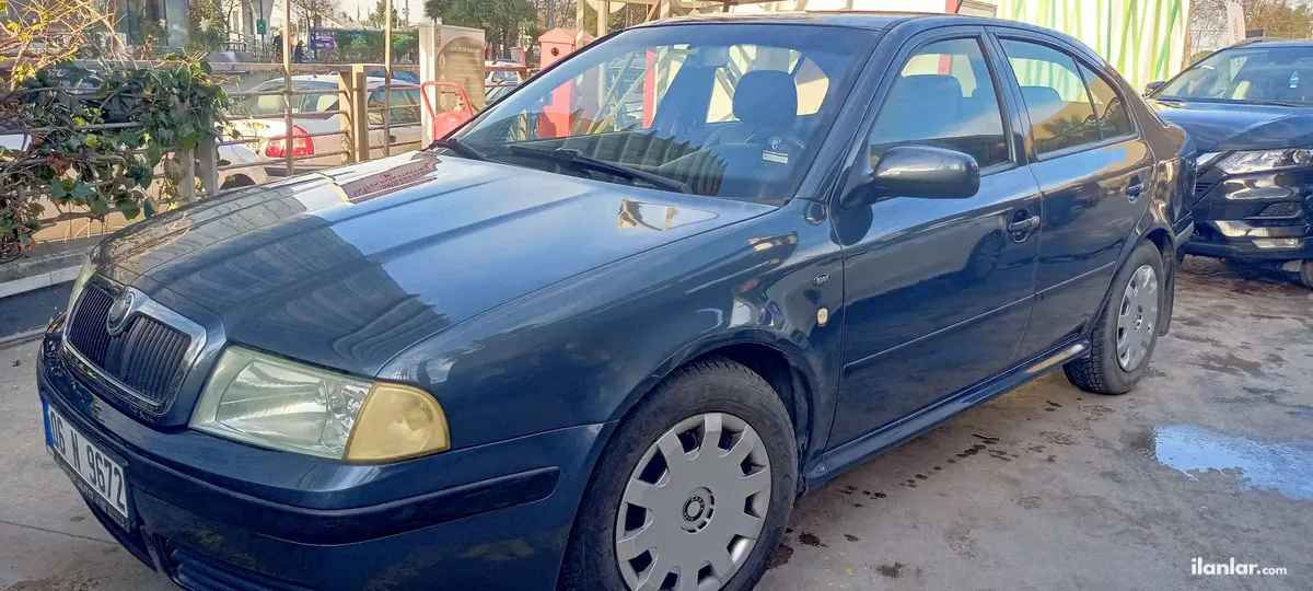 2005 Skoda Octavia 1.6 benzinli manuel otomobil - Fotoğraf 1