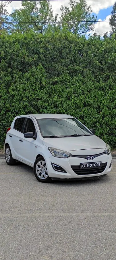 2013 Hyundai i20 1.4 CRDi dizel manuel otomobil - Fotoğraf 2