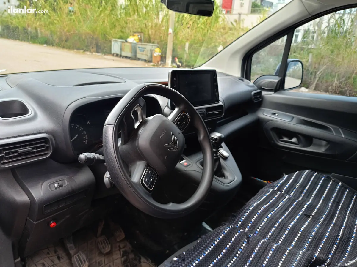 2023 Citroen Berlingo 1.5 BlueHDI dizel manuel minivan & Panelvan - Fotoğraf 3