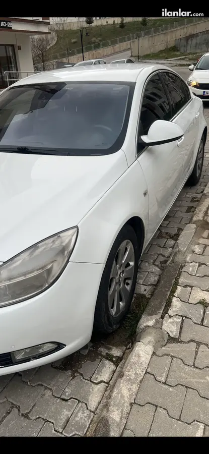 2011 Opel Insignia 2.0 CDTI dizel otomatik otomobil - Fotoğraf 2