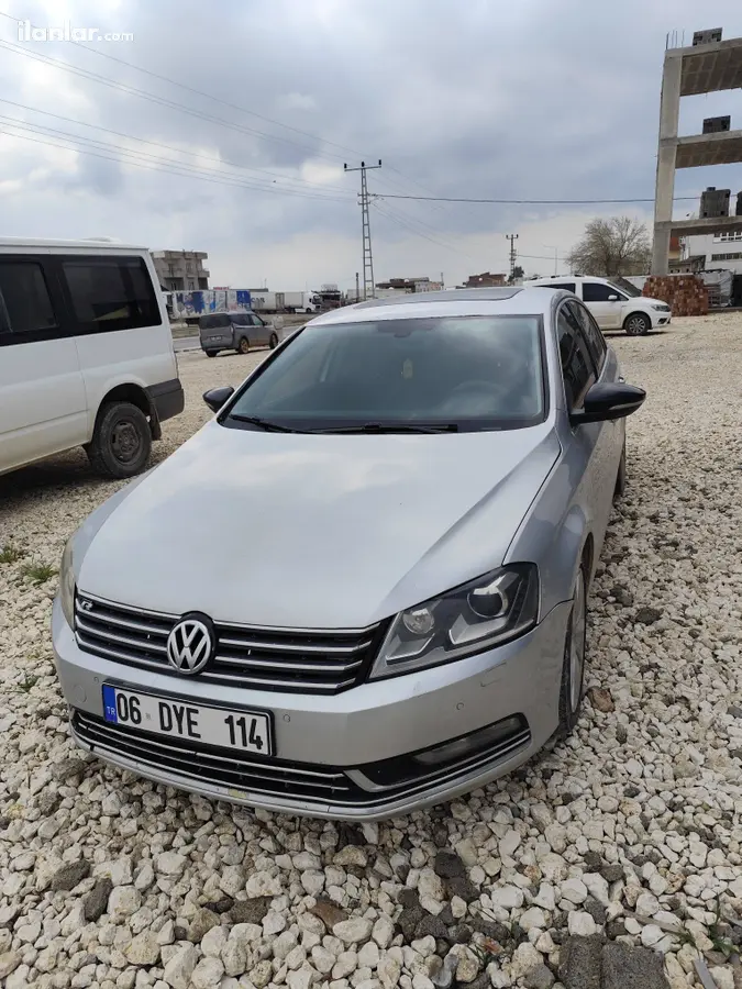 2013 Volkswagen Passat 1.6 TDi BlueMotion dizel yarı Otomatik otomobil - Fotoğraf 3