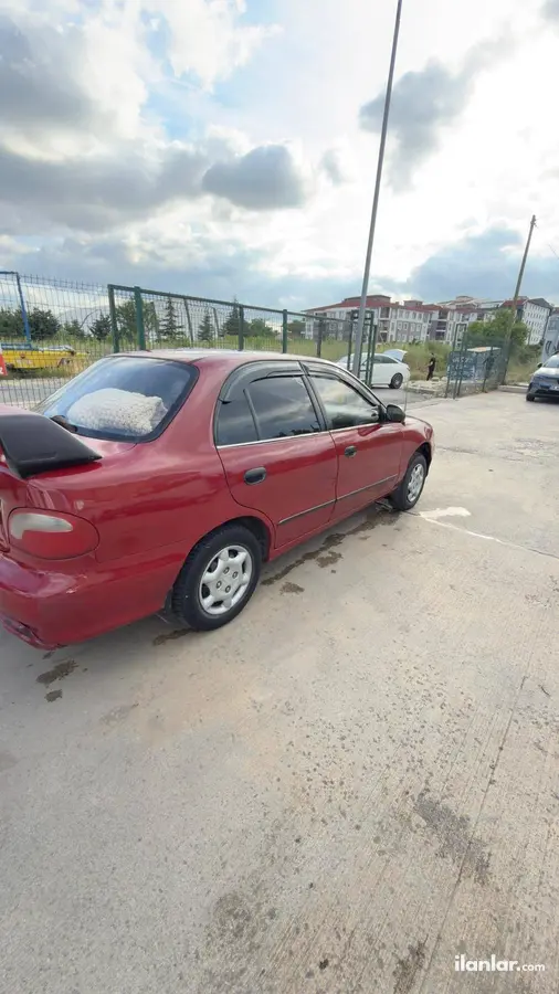 1999 Hyundai Accent 1.3 benzinli manuel otomobil - Fotoğraf 1