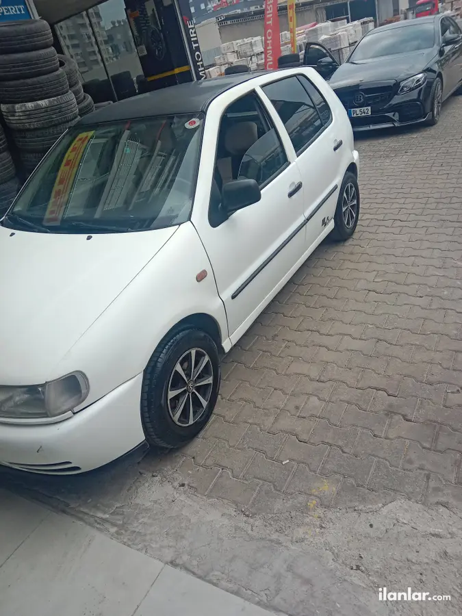1998 Volkswagen Polo 1.6 benzinli otomatik otomobil - Fotoğraf 2