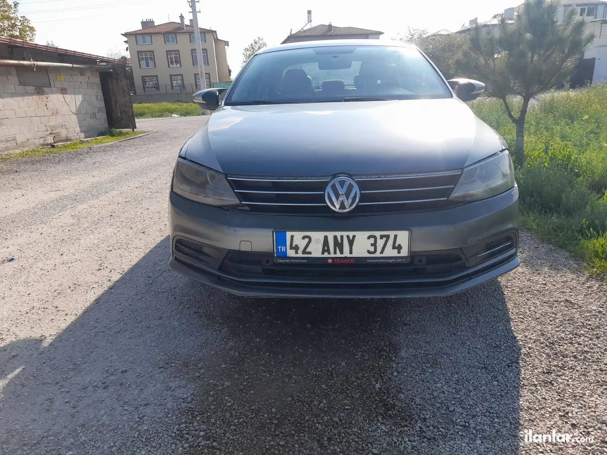2015 Volkswagen Jetta 1.2 TSi BlueMotion benzinli manuel otomobil - Fotoğraf 1