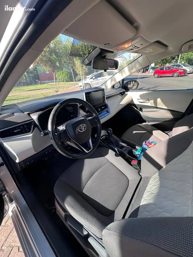 2021 Toyota Corolla 1.8 Hybrid hibrit otomatik otomobil - Fotoğraf 3