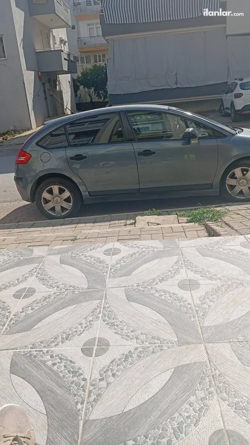 2006 Citroen C4 1.6 HDi dizel manuel otomobil - Fotoğraf 1