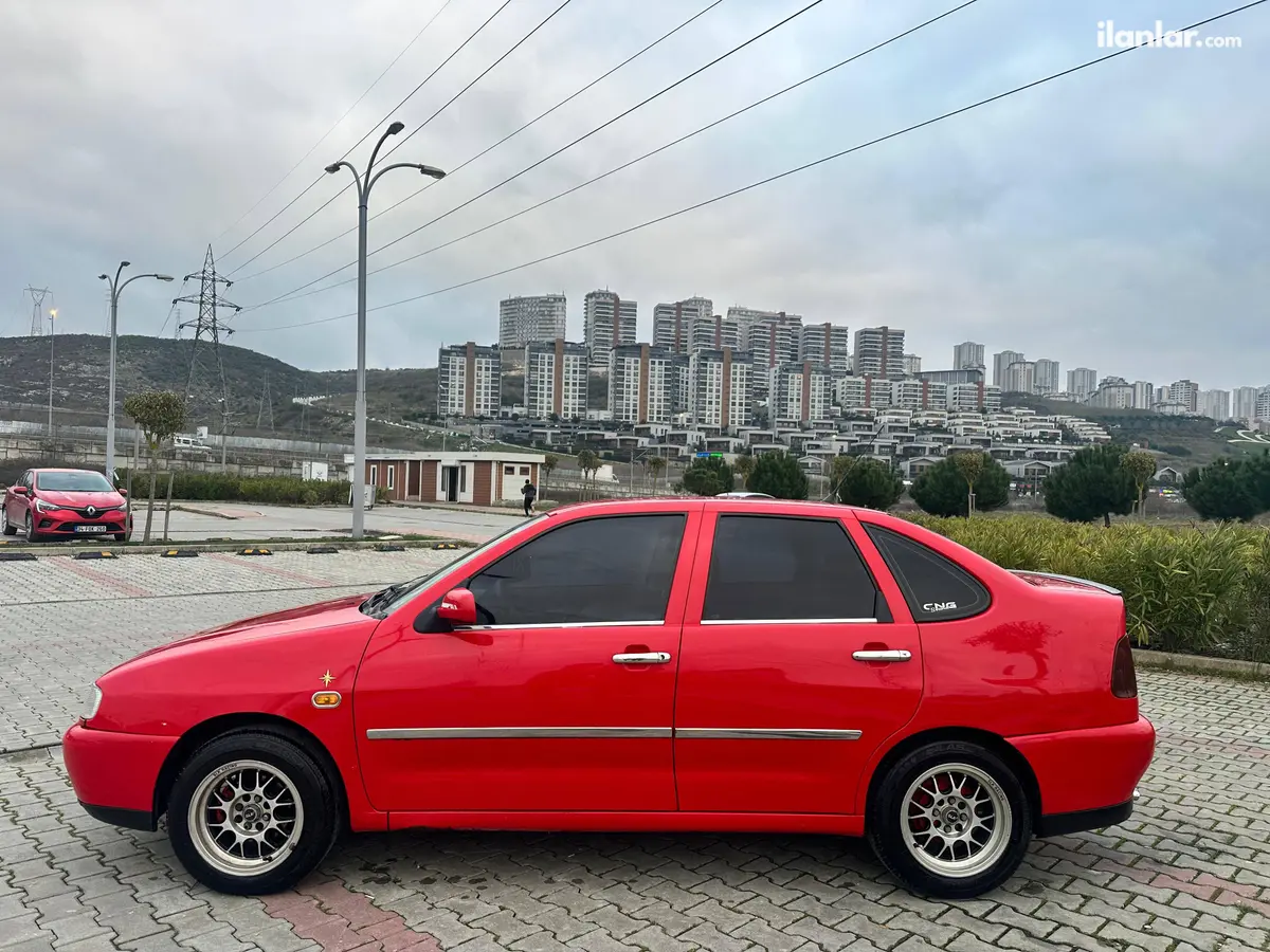 2000 Volkswagen Polo 1.6 benzinli manuel otomobil - Fotoğraf 3