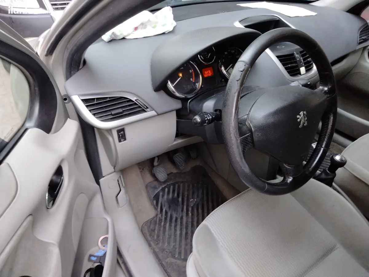 2008 Peugeot 207 1.4 HDi dizel manuel otomobil - Fotoğraf 3