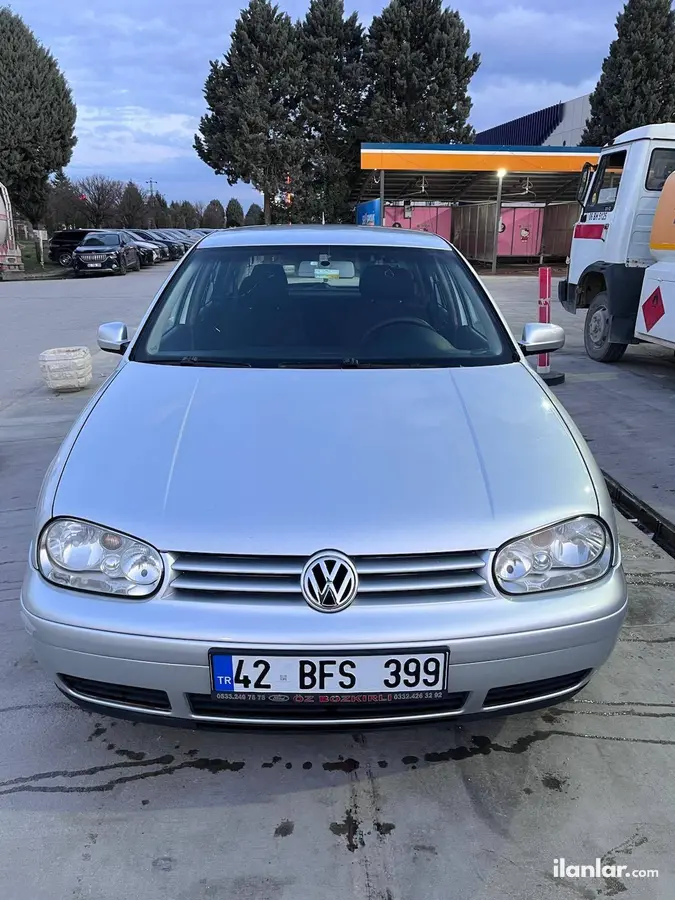 2003 Volkswagen Golf 1.6 diğer manuel otomobil - Fotoğraf 1